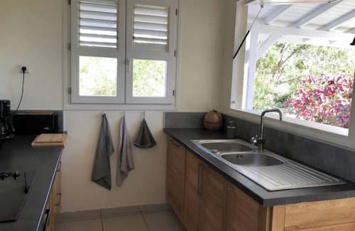 Le Robert House | Kazalor House