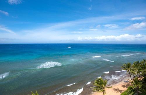 Honokowai Apartment | KBM Resorts FREE CAR Mahana Oceanfront 2-Bedroom Penthouse with Gorgeous Sunsets MAH-1211