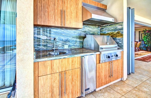 Honokowai Condo | KBM Resorts | FREE CAR | Honua Kai Hokulani | Oceanfront | 3-Bedroom Condo, Presidents Penthouse, 3500 sq ft Lanai! HKH-501