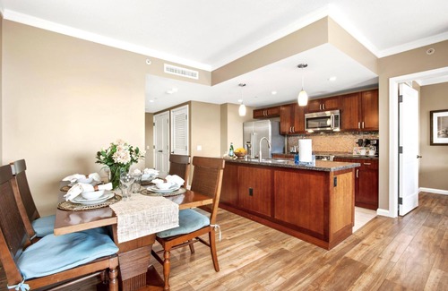 Honokowai Condo | KBM Resorts | Spacious Ocean View 6-Bedroom Honua Kai Collection | Multi Unit Listing | Same Floor | 2 Free Rental Cars! HKK-920/26