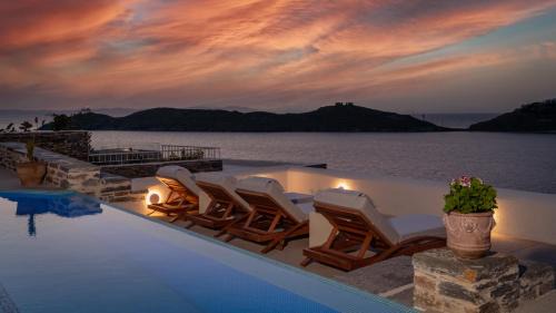Vourkari Apartment | Kea Mare Luxury Villas