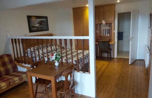 County Clare Hotel | Keane's Bar & Restaurant