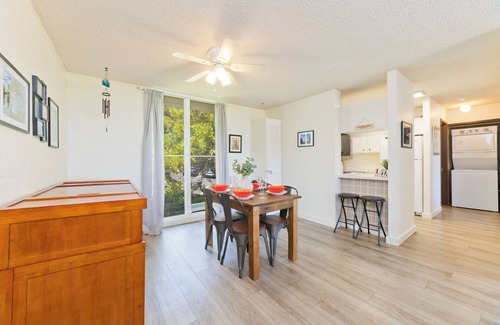 Keauhou Condo | Keauhou Akahi 405: 2-Bedroom Condo with Garden View in Keauhou, HI