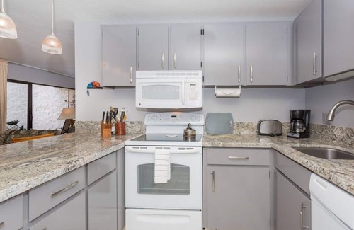 Keauhou Condo | Keauhou Punahele A104 - Cozy Island Themed 2 Bed 2 Bath