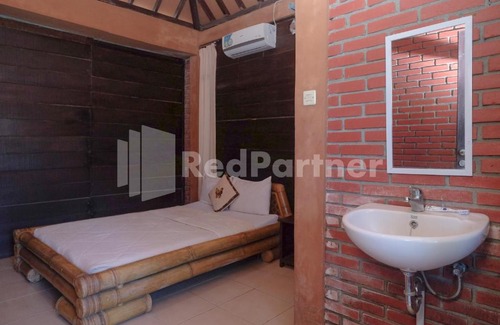 Ngaglik Hotel | Kebon Krapyak Cottage Syariah Mitra RedDoorz near Stadion Maguwoharjo
