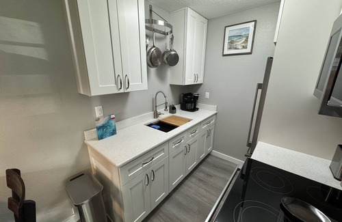 Homosassa Apartment | Keels Cottage Old Homosassa Main Street #1