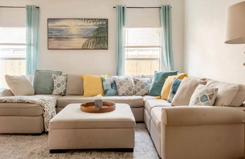 Jupiter House | Keep calm in Jupiter! 5 mins to the Beaches ++
