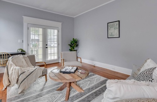 Midtown House | Keep on the Sunny Side in Midtown Augusta