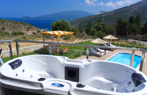 Aetos Villa | 𝐊efalonia 𝐇orizon 𝐕illa 2- Amazing sea & mountain view w/private heated pool