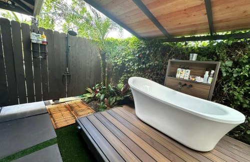 Puna Palisades House | Kehena Beach guesthouse