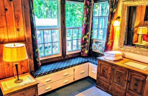 Kehena Beach Estates Bed & Breakfast | Kehena Mauka Nui Club LGBTQIA+ Clothing Optional