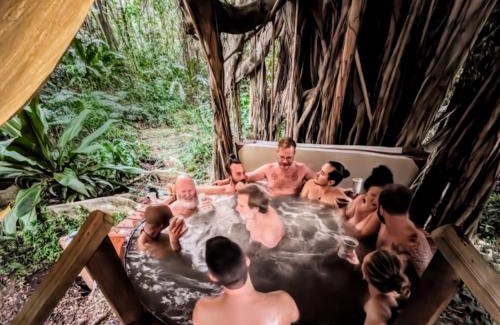 Kehena Beach Estates Bed & Breakfast | Kehena Mauka Nui Club LGBTQIA+ Clothing Optional