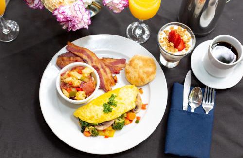 Historic District - North Bed & Breakfast | Kehoe House, Historic Inns of Savannah Collection