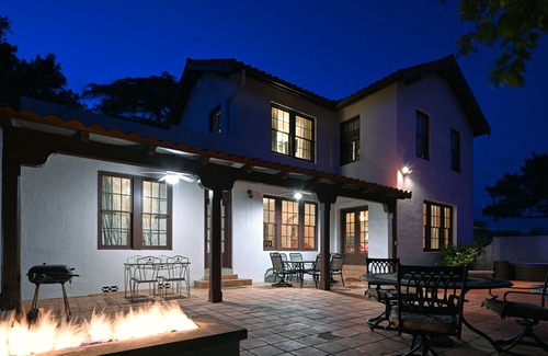 Fredericksburg House | Keidel Inn - Clara's Suite (Downtown/Historic/Wine Tours)