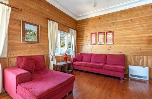 Katoomba House | Keira Cottage
