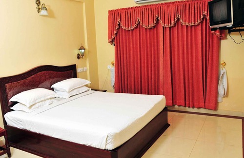 Wadakanchery Hotel | Keli Hotels P