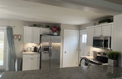 Kelleys Island House | Kelleys Island Luxury Lake Shack
