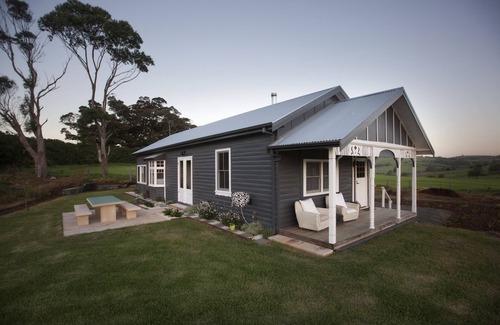 Jerrara Cottage | Kelly Cottage - A local Hollywood story