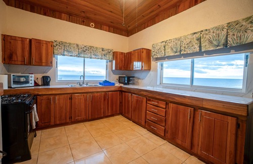 Lances Bay Villa | Kelso Sunset Villas - Single Villa (Sunrise)