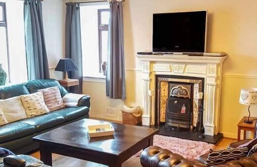 Buckie Cottage | KELTIE, pet friendly, character holiday cottage in Portknockie