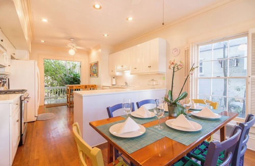 Historic Seaport House | Kemp House in Key West