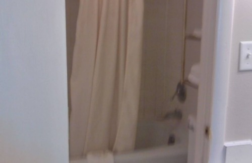 Gilbertsville Hotel | Ken-Bar Lodge