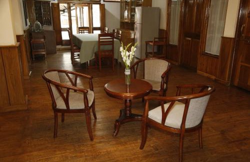 Shillong House | KEN & TWILL
