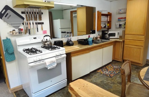 Cooper Landing House | Kenai River Float-n-Fish Drift House