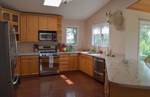 Soldotna House | Kenai River Hideaway