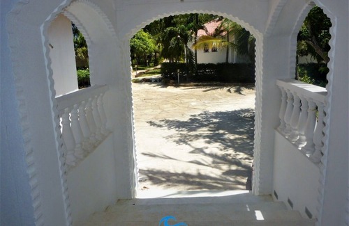 Diani Beach House | Kenda villa is a holiday home located in diani beasch 2.3 km from