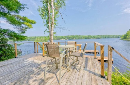 Arden House | Kennebec Escapes - Lake View