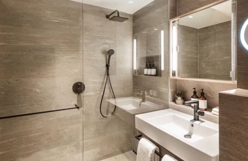 Sachsenhausen Hotel | Kennedy 89 In The Unbound Collection By Hyatt