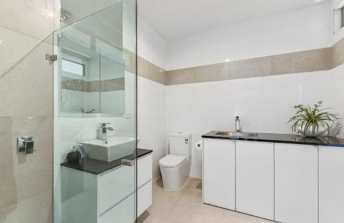 Mount Gambier Apartment | KENNEDY EXECUTIVE TOWNHOUSE