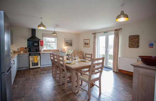 Killin House | Kennels Cottage