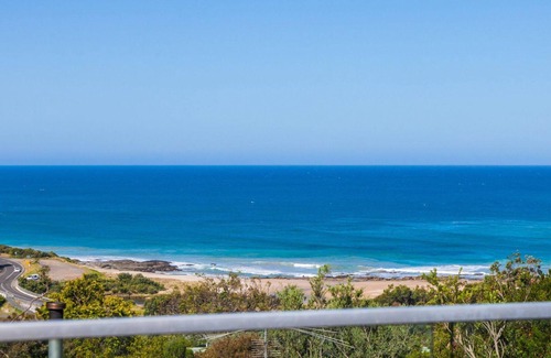Kennett River House | Kennett Bach - Where the Ocean Meets the Forest