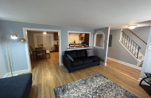 Kennett Square House | Kennett Square, Near Longwood Gardens & Downtown