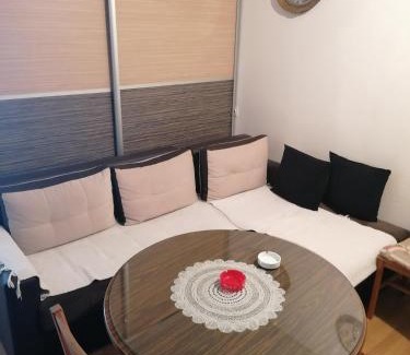 Zenica Apartment | Kenny