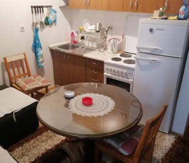 Zenica Apartment | Kenny