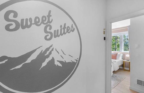 Minor Apartment | Kenny's Sweet Suite - 84 Walkscore