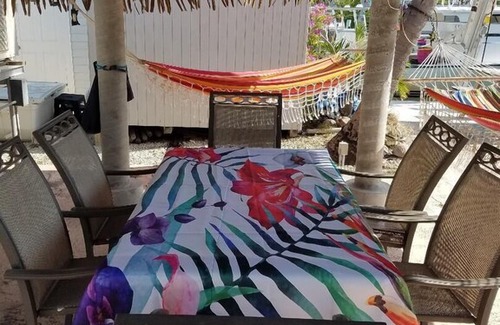 Marathon Cottage | Kens Conch Key Cottage - Optional motor boat rental