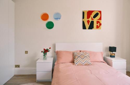 West Kensington Apartment | Kensington 1B1B with Sofa Double Bed Max 4 Guests