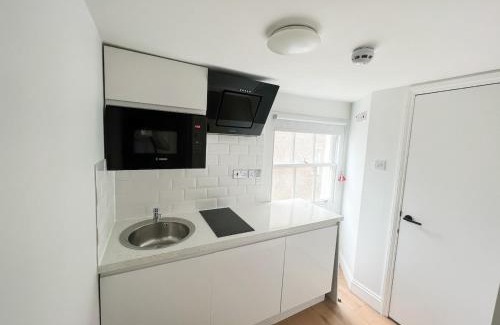 Lancaster Gate Apartment | Kensington Gardens Studio - 13