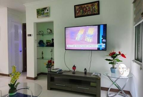 Eden Gardens Apartment | Kensington Gates-Oasis