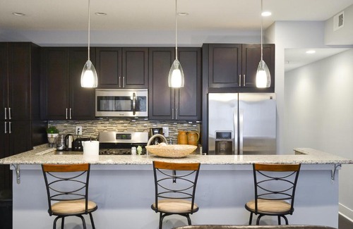 Eckington House | KENSINGTON Place condo, A 3-bedroom loft