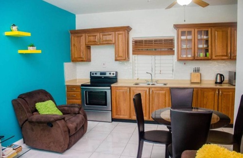 Eden Gardens Apartment | Kensington Place New Kingston Apartment