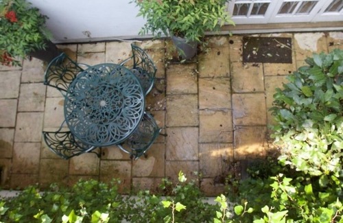 Earl's Court Apartment | Kensington two bedroom apartment for holidays in London