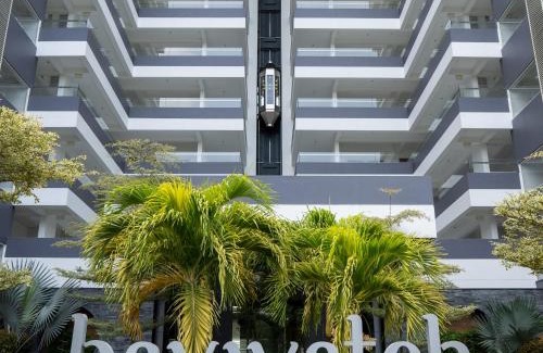 Kumbalam Hotel | Kent Baywatch Suites