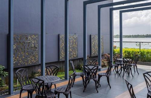 Kumbalam Hotel | Kent Baywatch Suites