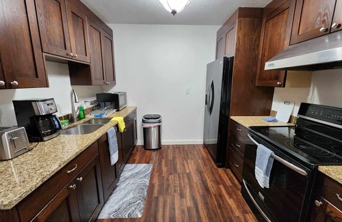 Covington House | Kent - Entire Lower Floor - No Pets, Severe Allergies!