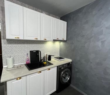 Bucharest Apartment | Kenzia Prive